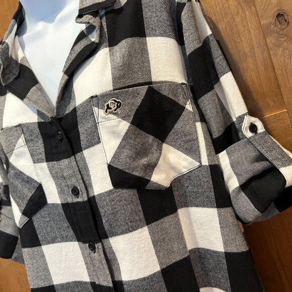 SKO BUFFS! CU Boulder Ladies Flannel Buffalo Check Top (NEW) - Picture 14 of 16